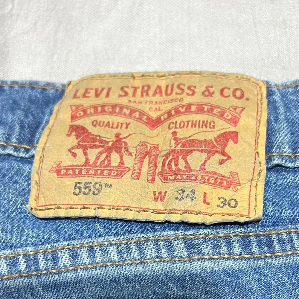 Levis 559 Relaxed Straight Jeans Mens 34x30 Medium Wash Blue Denim 00559-0590